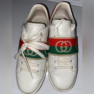 Gucci shoes size 7